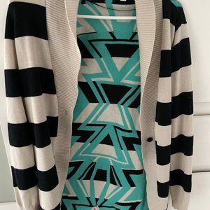 Women's Volcom Sweater/Cardigan XS